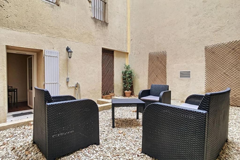 アヴィニョンLe Limas - Charme - Wifi - Patio - Rdcアパートメント エクステリア 写真